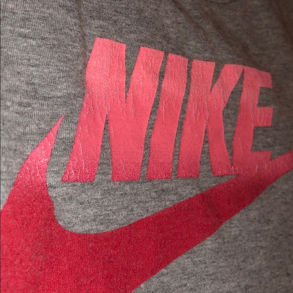 basic nike tee - Picture 5 of 6